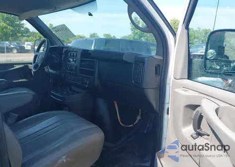 2015 Chevrolet Express z USA, uszkodzony, nr VIN 1GCWGFCF1F1143860